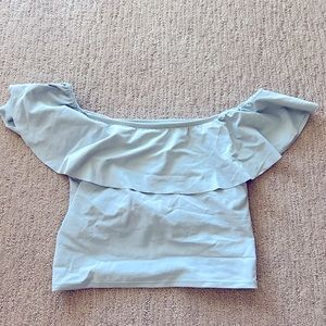 Kortni jeane ruffled around